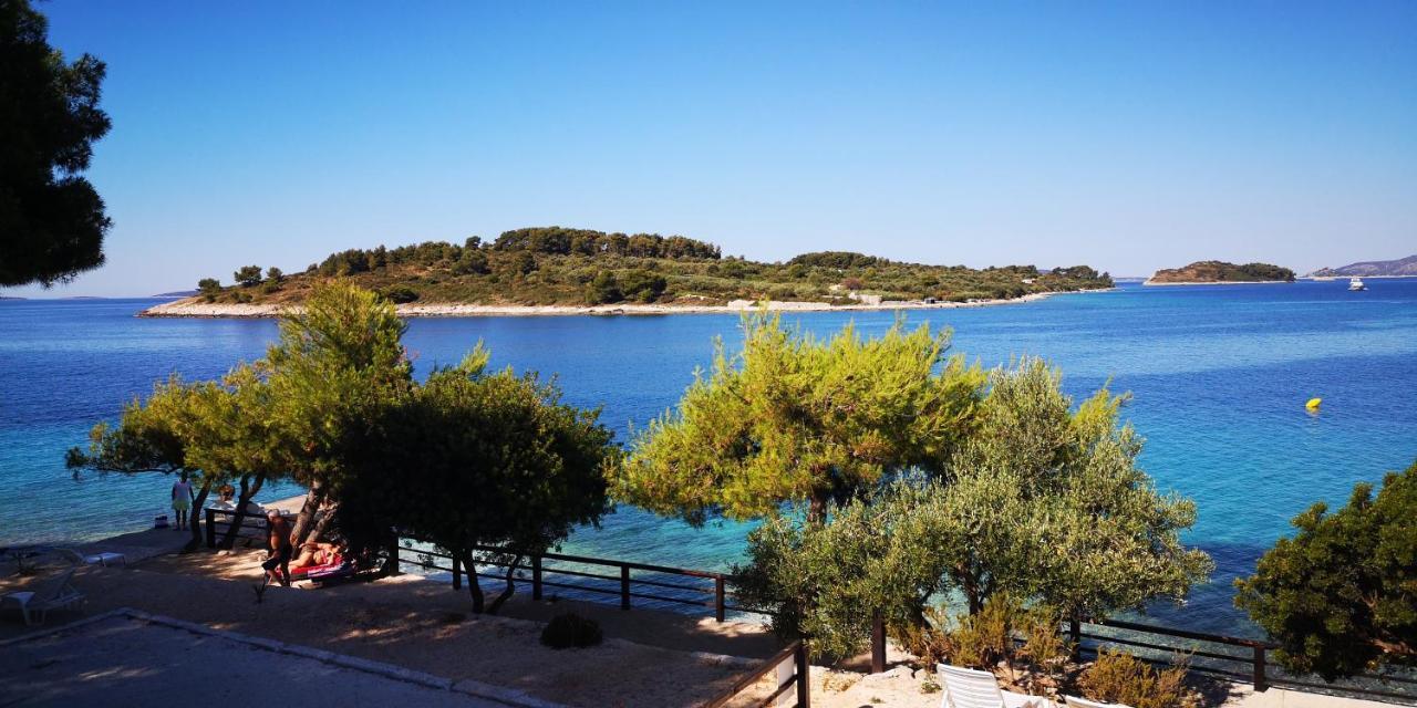Apartment Okrug Gornji - Trogir With Sea View 외부 사진