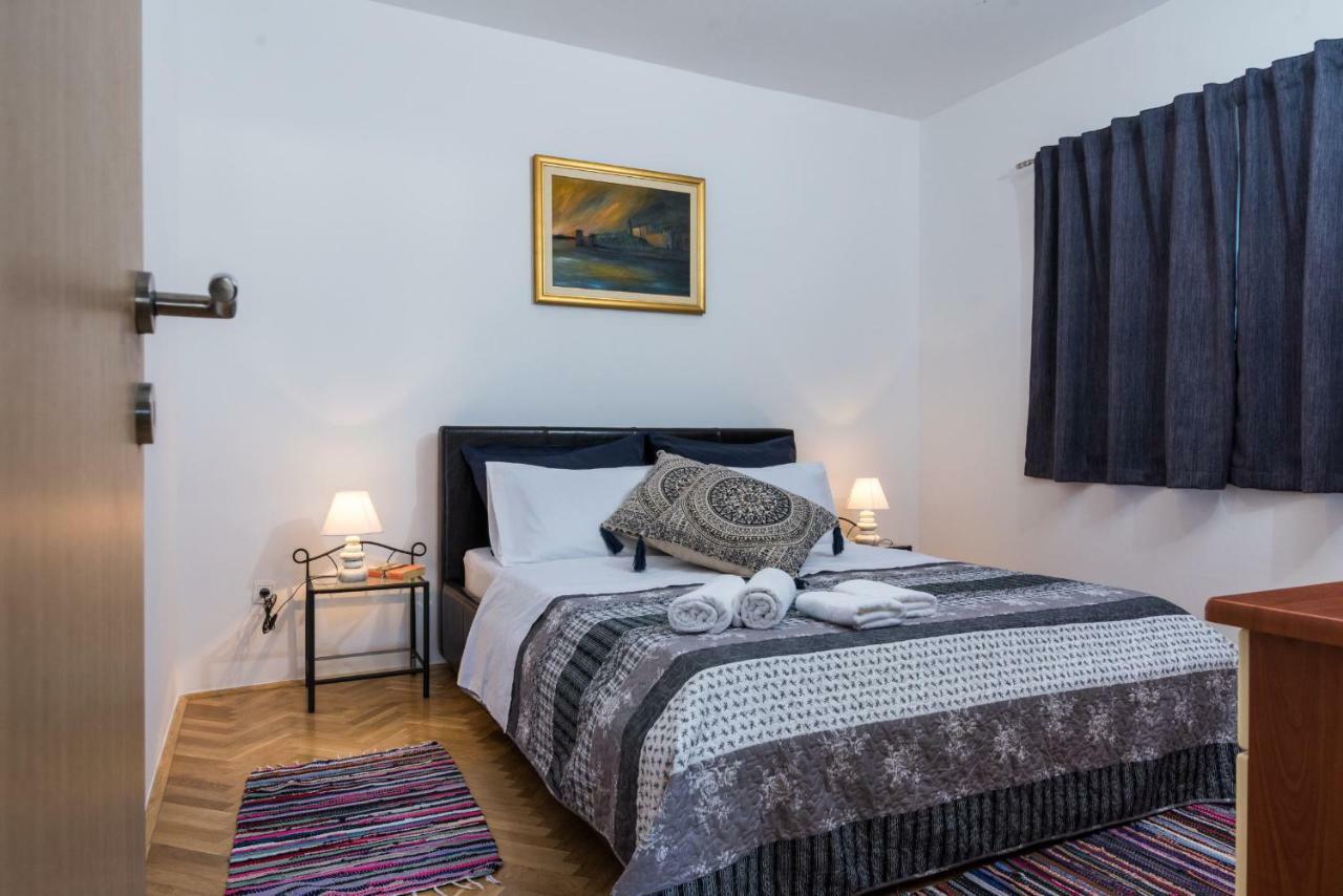 Apartment Okrug Gornji - Trogir With Sea View 외부 사진