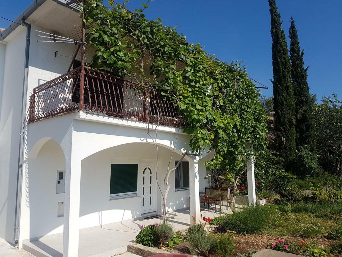 Apartment Okrug Gornji - Trogir With Sea View 외부 사진